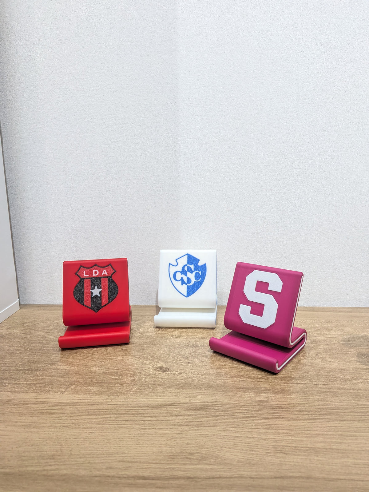 Soporte teléfono equipos de futbol