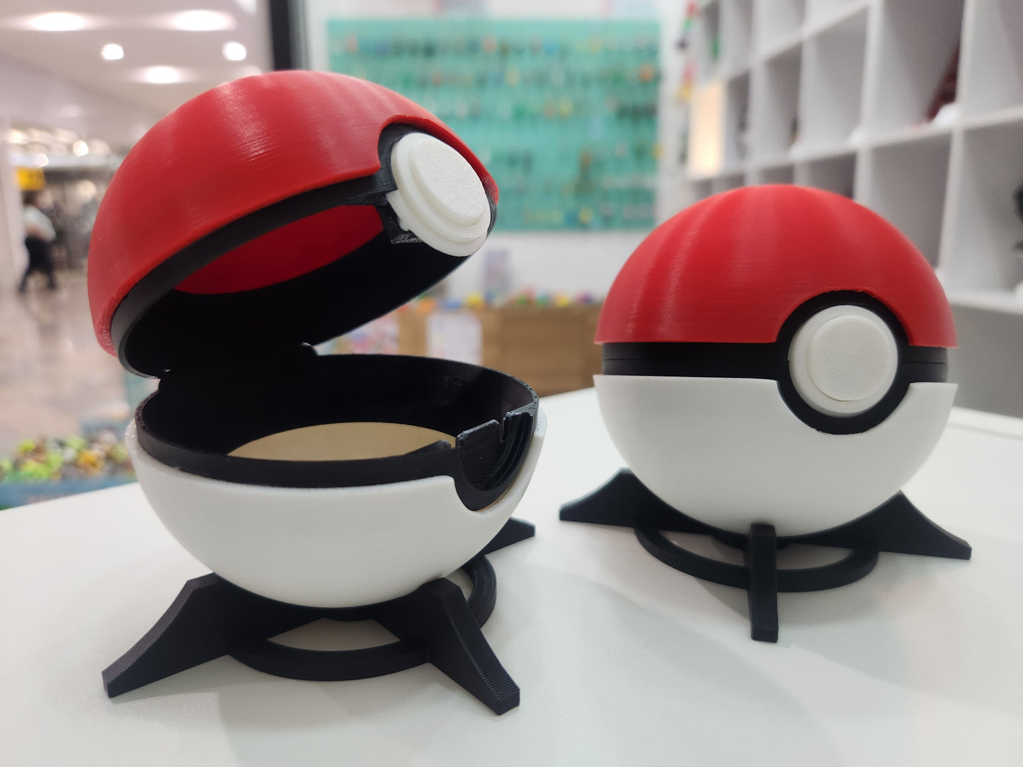 Pokebola clásica grande - Pokemon